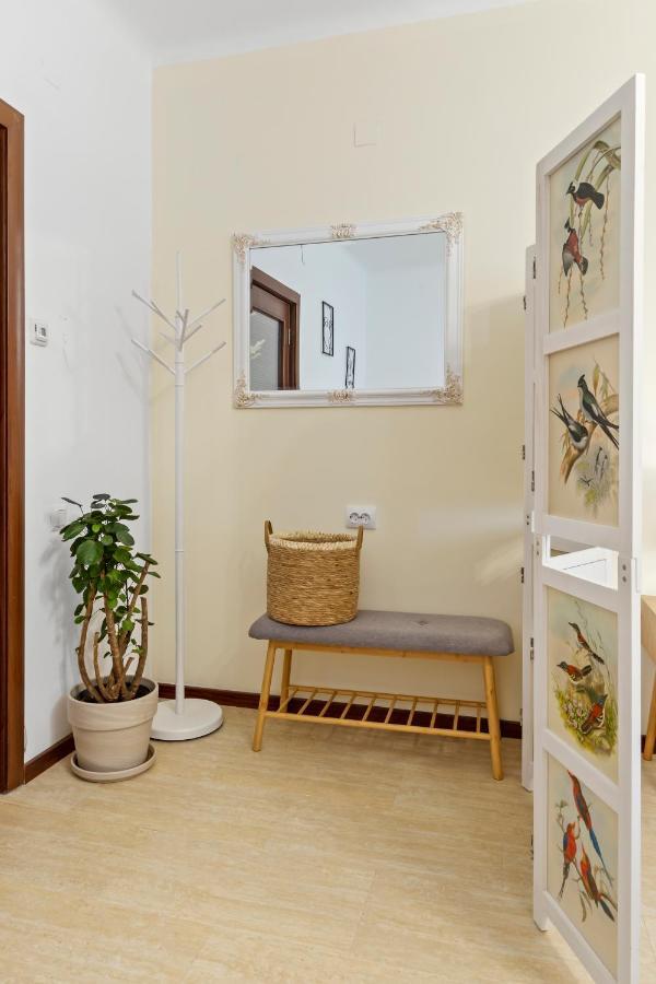 Upscale Studio, Walking Distance From The Old Town Bucureşti Exterior foto
